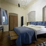 Apart Otel Mooo By The Castle
