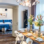 Mooo By The Castle Apart Otel 4*