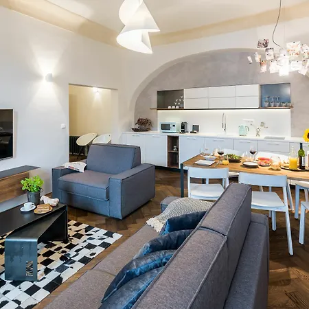 شقة فندقية مووو باي ذا كاسيل