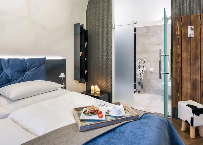 Aparthotel Mooo By The Castle 4*