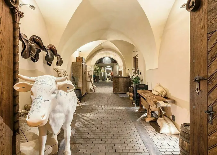 Aparthotel Mooo By The Castle 4*